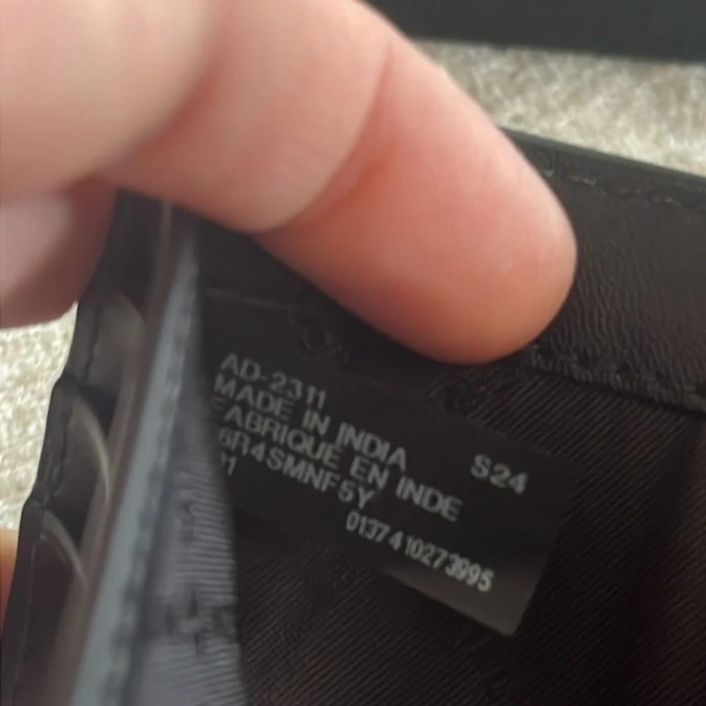 Brand New Michael Kors Genuine Leather Jet Set Mens Black Slim Bifold Wallet